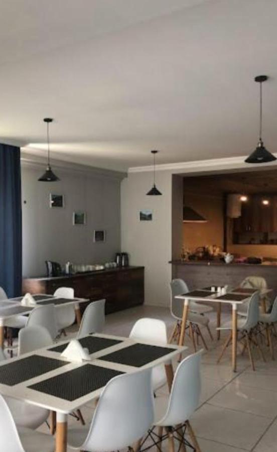 Hotel White Mountains • Თეთრი Მთები 梅斯蒂亚 外观 照片