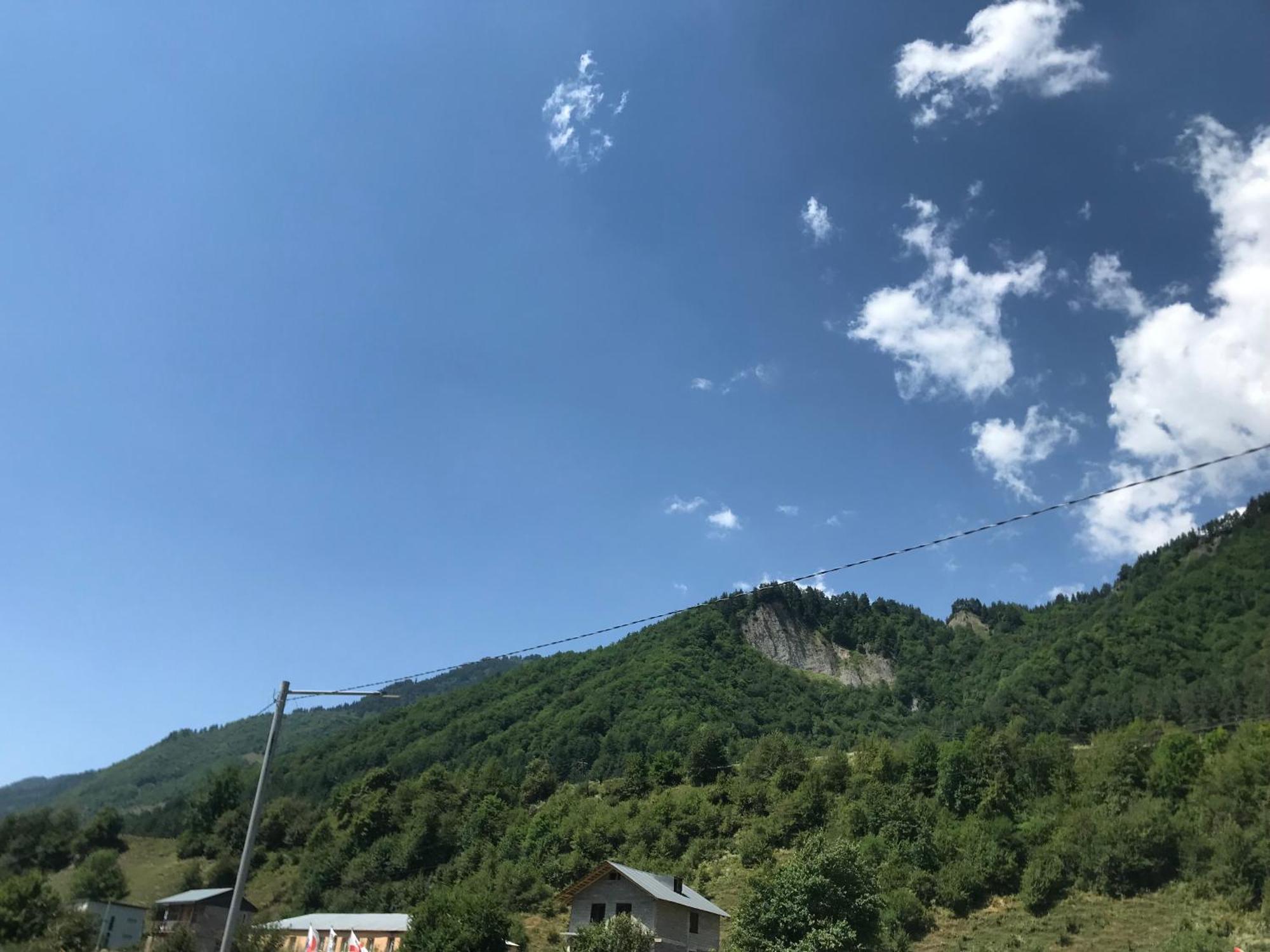 Hotel White Mountains • Თეთრი Მთები 梅斯蒂亚 外观 照片